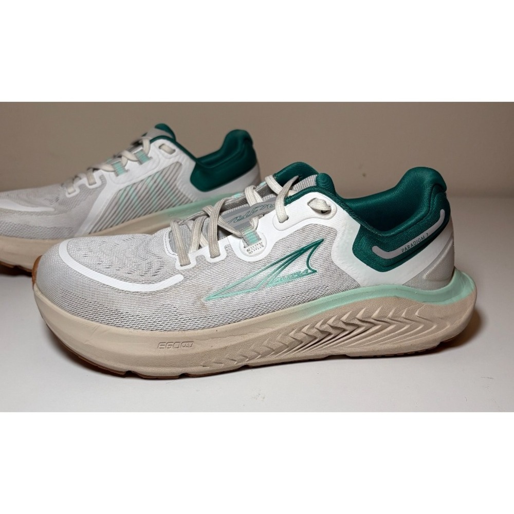 Altra Paradigm 7 Running Shoes | White/Green | Size 7.5
